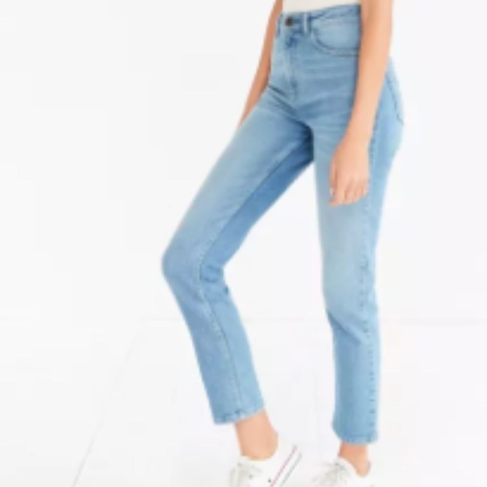 Urban Outfitters BDG Girlfriend Jeans - Picture 13 of 14